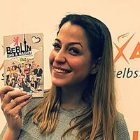 Jenefer Riili Naken