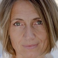 Joana Schuemer Naken