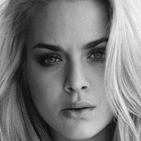 Johanna Thuresson Naken