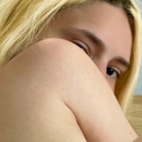 Julianaxferrara Naken