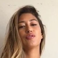 Karina Elle Naken