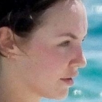 Kateri Dion Naken