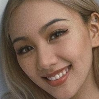 Kathy Zheng Naken