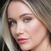 Katrina Bowden Naken