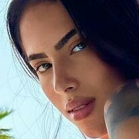 Kauani Siqueira Naken