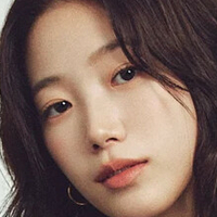 Kazuha Nakamura 中村 一葉 | LESSERAFIM Naken