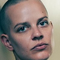 Kelly Bartnik Naken