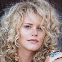 Kelly Dowdle Naken