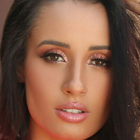 Ketlyn Tamara Naken