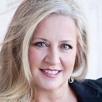 Kristi Cline Naken