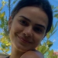 Lara Nobre Naken