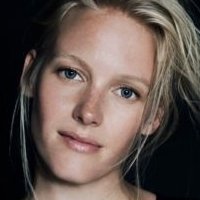 Laura Birn Naken
