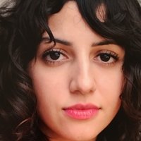 Layla Koshnoudi Naken