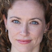 Leslie Hope Naken