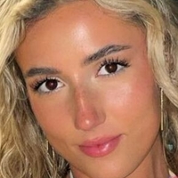 Lilia Schneider Naken