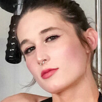 Lilith Inanna Naken