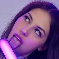 Lisa Mickey Naken