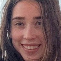 Livinia Roberts Naken