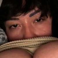 Lizzy Naken
