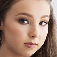 Lucia Naken