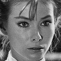 Lynn Lowry Naken