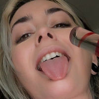 Mamaplugs Naken