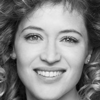 Marta Larralde Naken