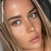 Megan Deseaver Naken