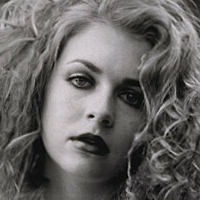 Melissa Joan Naken