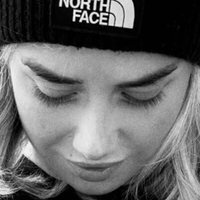 Mia Brodrick Naken
