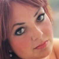 Michelle Jolly Naken