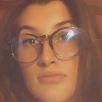 moistcassandra Naken