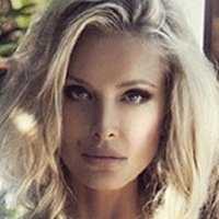 Monica Hansen Naken