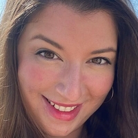 Munick Davanzo Naken