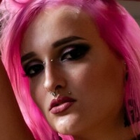 Nanda Roxy Naken
