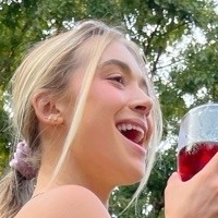 Natalie Decker Naken