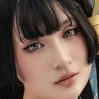 Neyu H Cosplay Naken