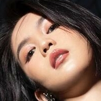 Ngoc Trinh Naken