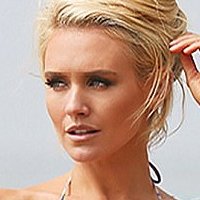 Nicky Whelan Naken