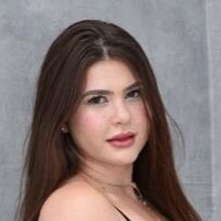 Nicolle Caroline Naken