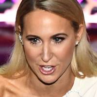 Nikki Glaser Naken