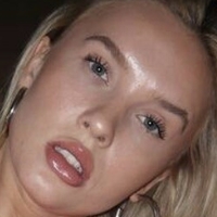 Paige „Phansen“ Hansen Naken