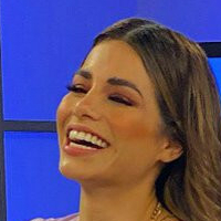 Pamela Longoria Naken