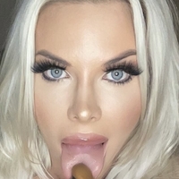 playmatepressly Naken