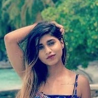 Pratika Sood Naken