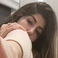 Queen Shiraz Naken
