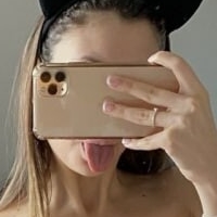 Queenlivia00 Naken