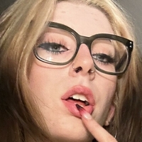 rayjayne Naken