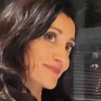 Rebecca Sarker Naken