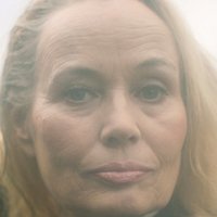 Renate Langer Naken